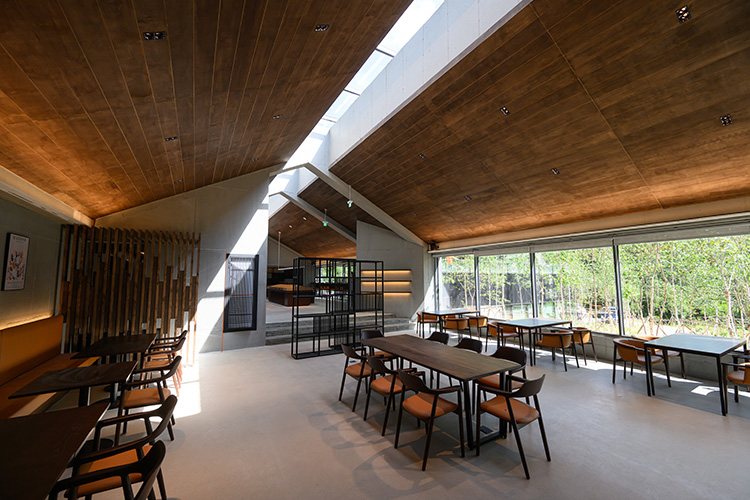 레스토랑 내부 사진